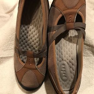Clarks privo comfort shoes